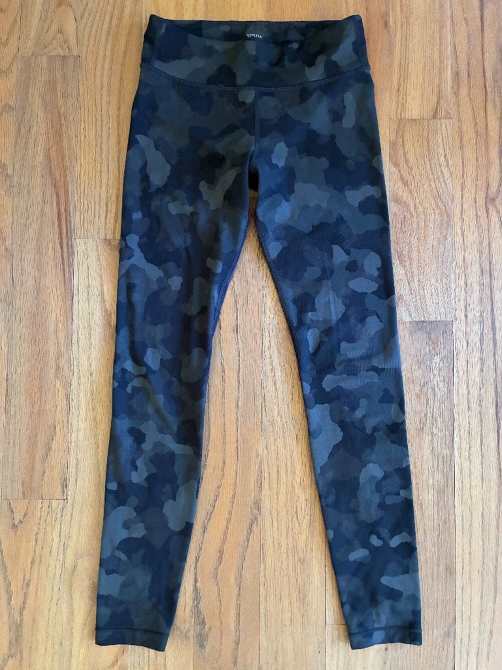 Athleta Girl Printed Chit Chat Tight Black Camo Leggings Large (12)